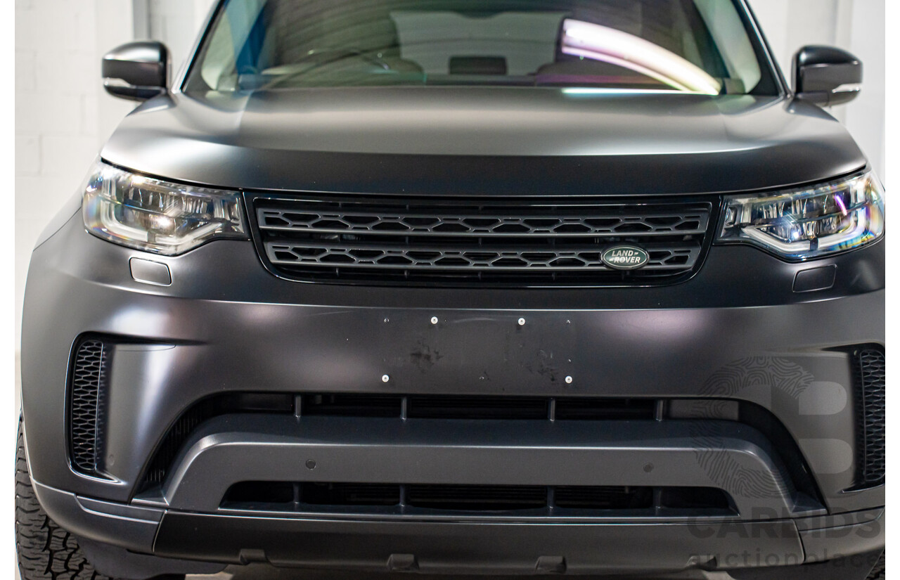 11/2018 Land Rover Discovery SD4 SE (177kW 4WD) L462 MY19 4d Wagon Silicon Silver Metallic (Matt Black Wrap) Turbo Diesel 2.0L
