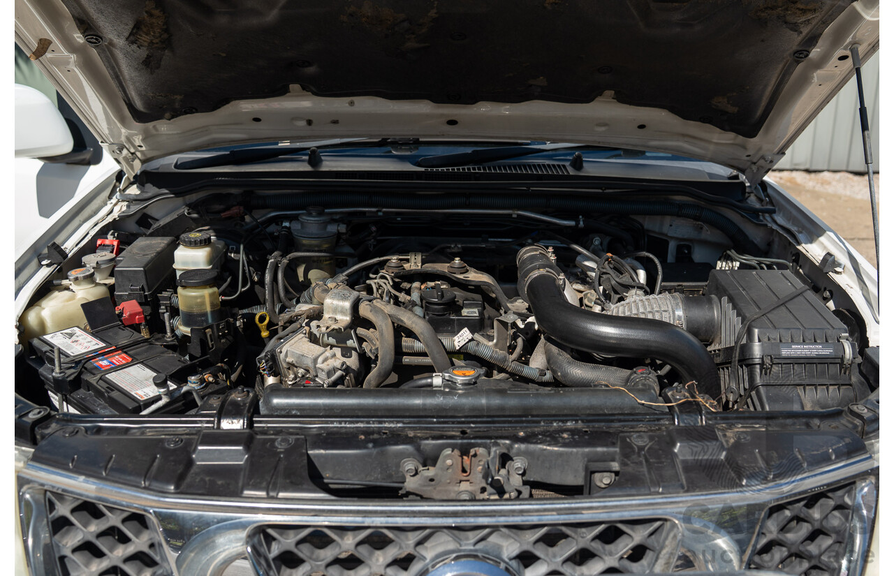 3/2013 Nissan Navara RX (4x2) D40 MY11 Dual Cab P/Up White 2.5L