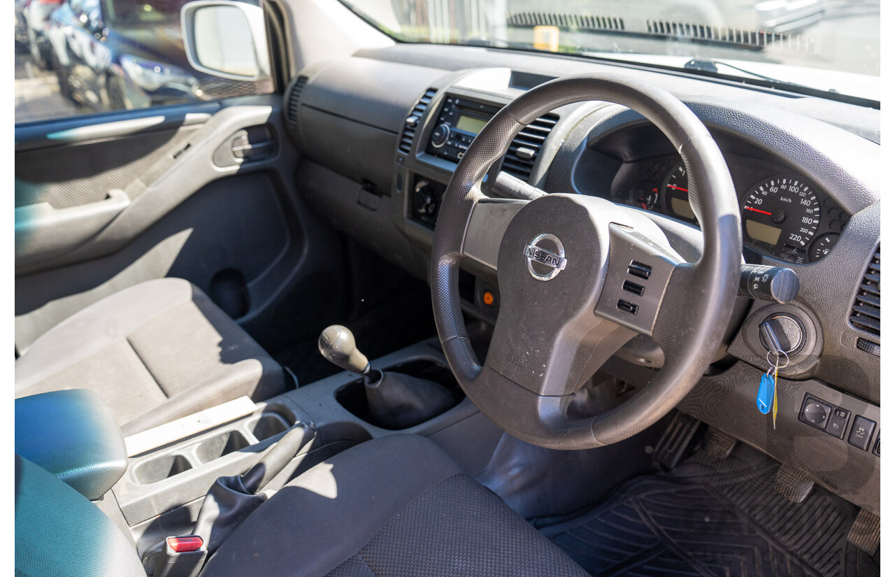 3/2013 Nissan Navara RX (4x2) D40 MY11 Dual Cab P/Up White 2.5L