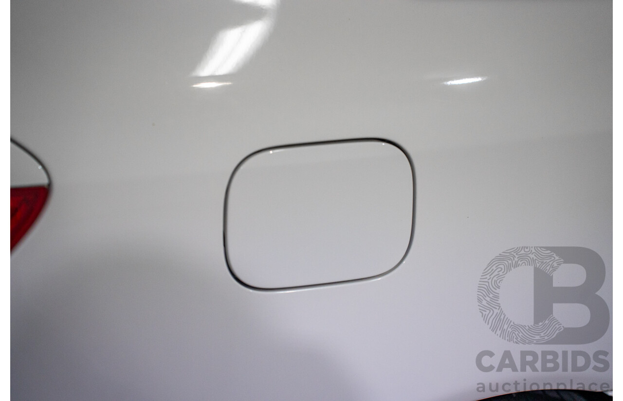 7/2009 Mercedes-Benz CLC 200 Kompressor 203 2d Coupe Calcite White Supercharged 1.8L