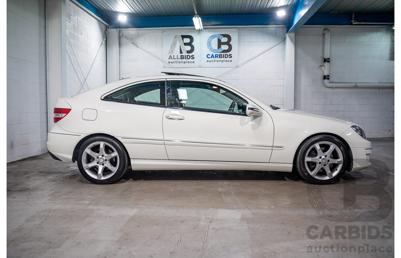 7/2009 Mercedes-Benz CLC 200 Kompressor 203 2d Coupe Calcite White Supercharged 1.8L
