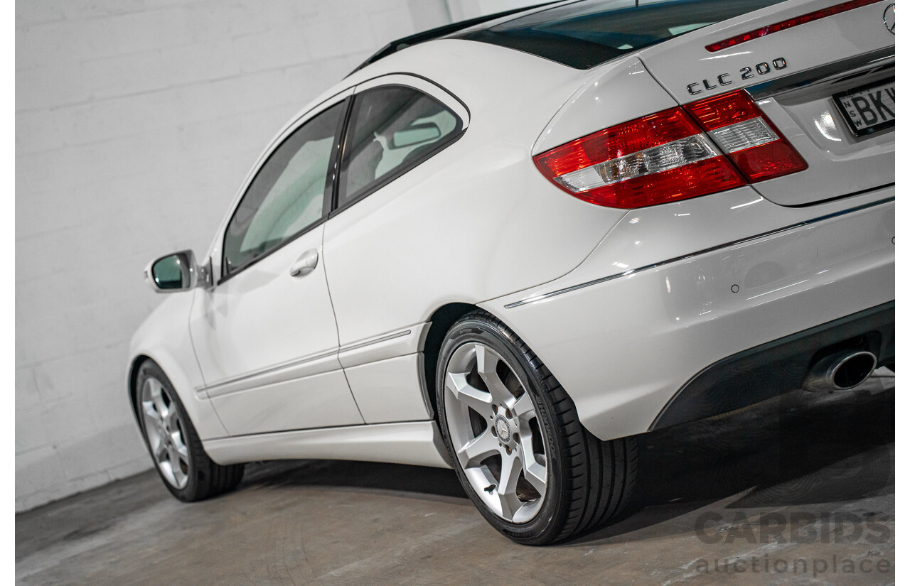 7/2009 Mercedes-Benz CLC 200 Kompressor 203 2d Coupe Calcite White Supercharged 1.8L