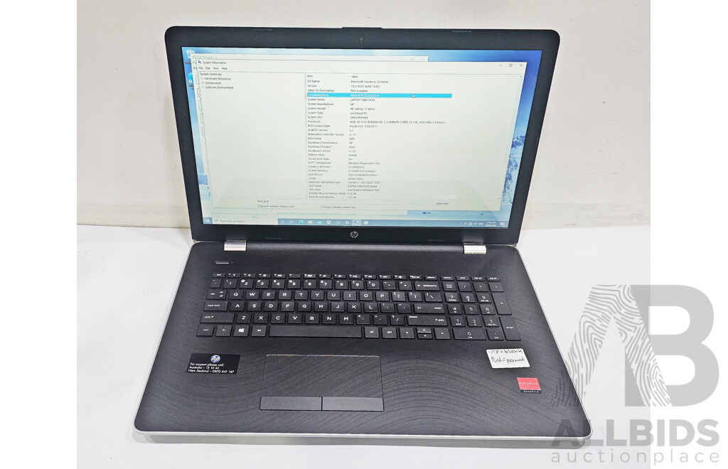 HP Laptop (17-ak0xx) AMD A9-9420 Radeon R5 3.0GHz - 3.4GHz 2-Core CPU 17-Inch Laptop