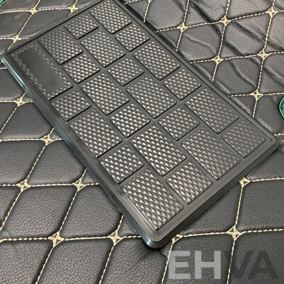 Performer 900Amp Jump Starter, Universal Front Car Seat Cover, Luxury Car Floor Mat (Model Not Specified), Car MP5 Player with Rear View Camera