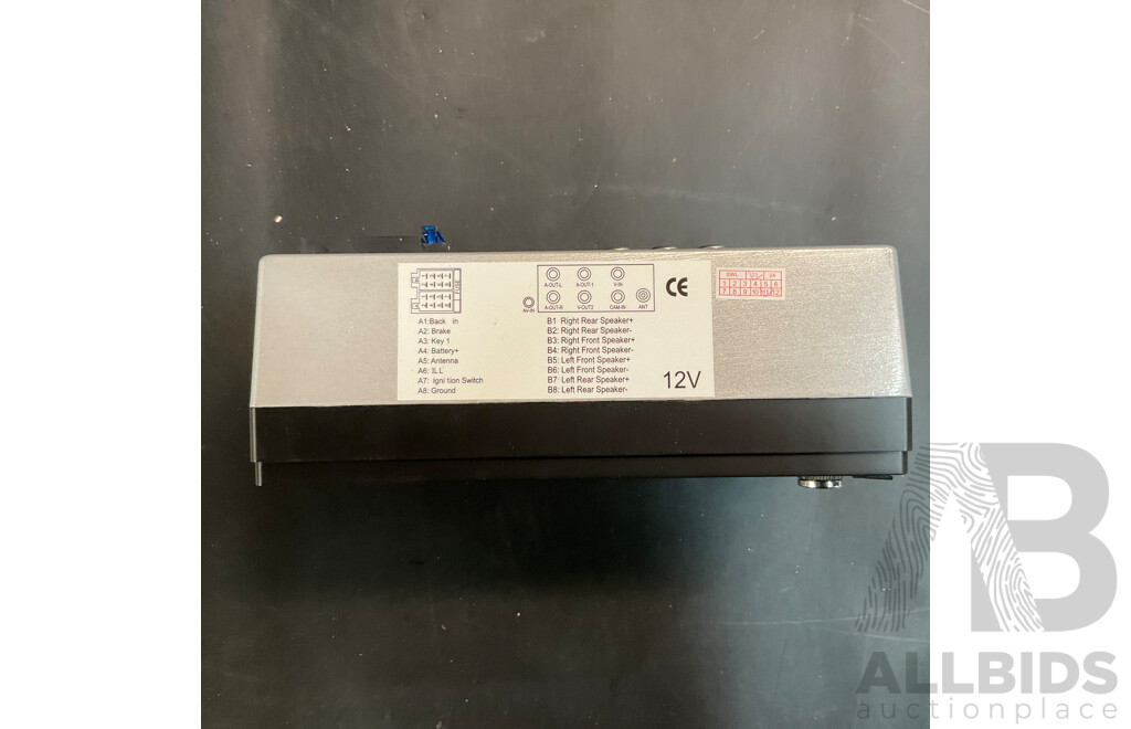 Performer 900Amp Jump Starter, Universal Front Car Seat Cover, Luxury Car Floor Mat (Model Not Specified), Car MP5 Player with Rear View Camera