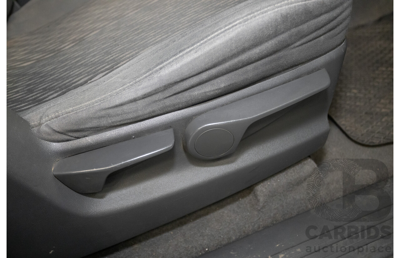 06/2012 Holden Colorado LX (4x4) RG Crew Cab P/Up White Turbo Diesel 2.8L