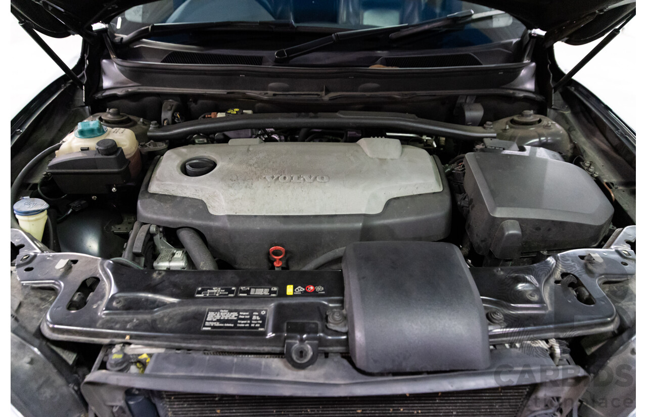 08/2014 Volvo XC90 D5 R-Design (AWD) MY14 4d Wagon Black Sapphire Metallic Turbo Diesel 2.4L