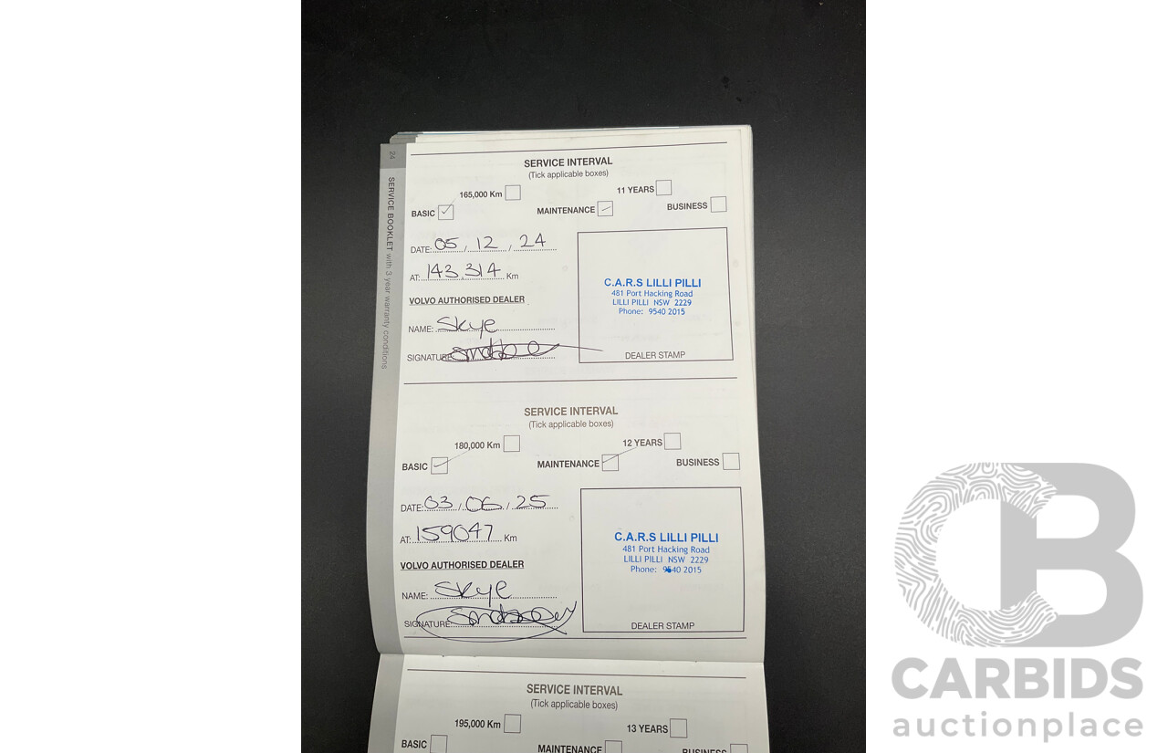 08/2014 Volvo XC90 D5 R-Design (AWD) MY14 4d Wagon Black Sapphire Metallic Turbo Diesel 2.4L