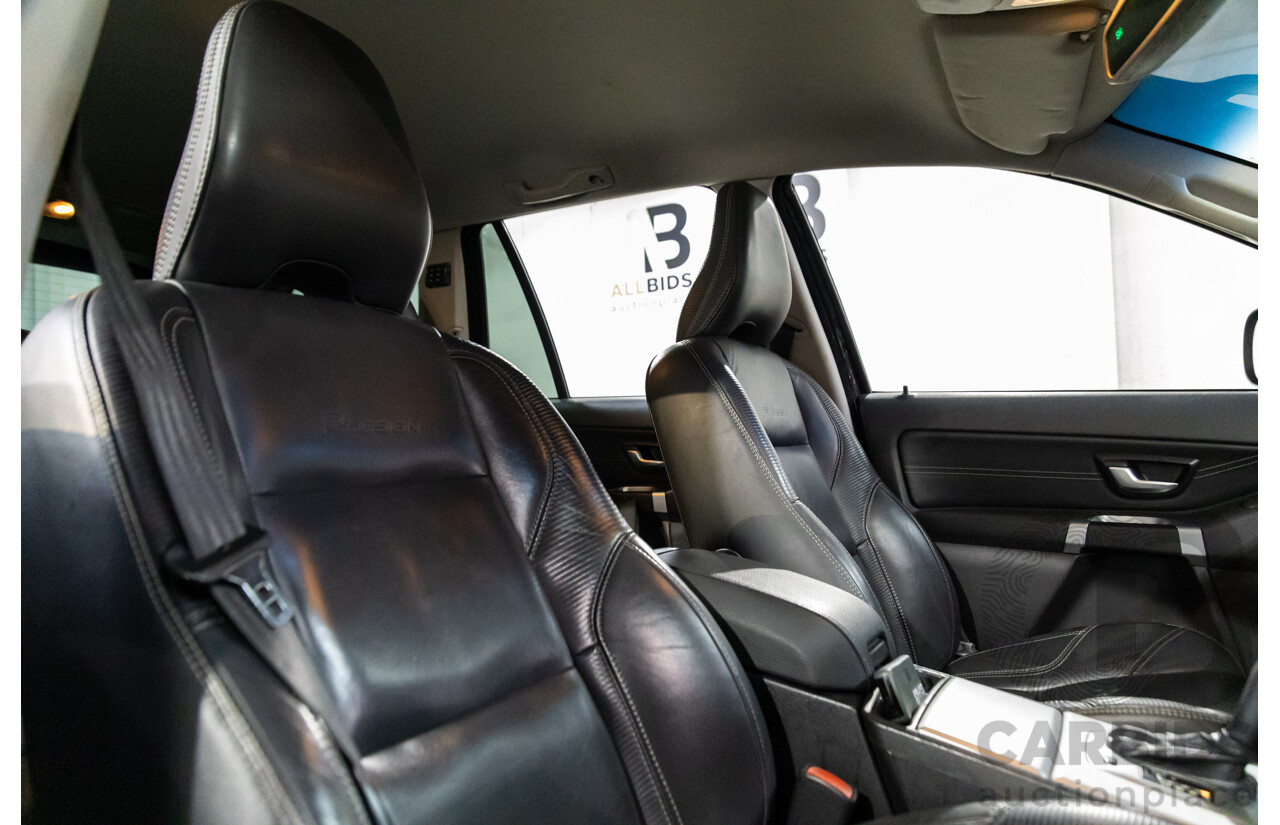08/2014 Volvo XC90 D5 R-Design (AWD) MY14 4d Wagon Black Sapphire Metallic Turbo Diesel 2.4L