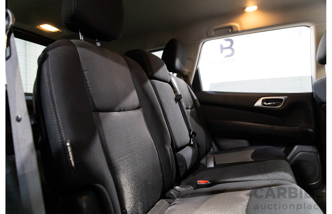 01/2019 Nissan Pathfinder ST (FWD) R52 MY17 Series 2 4d Wagon Brilliant Silver Metallic V6 3.5L