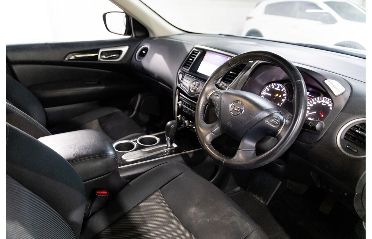 01/2019 Nissan Pathfinder ST (FWD) R52 MY17 Series 2 4d Wagon Brilliant Silver Metallic V6 3.5L