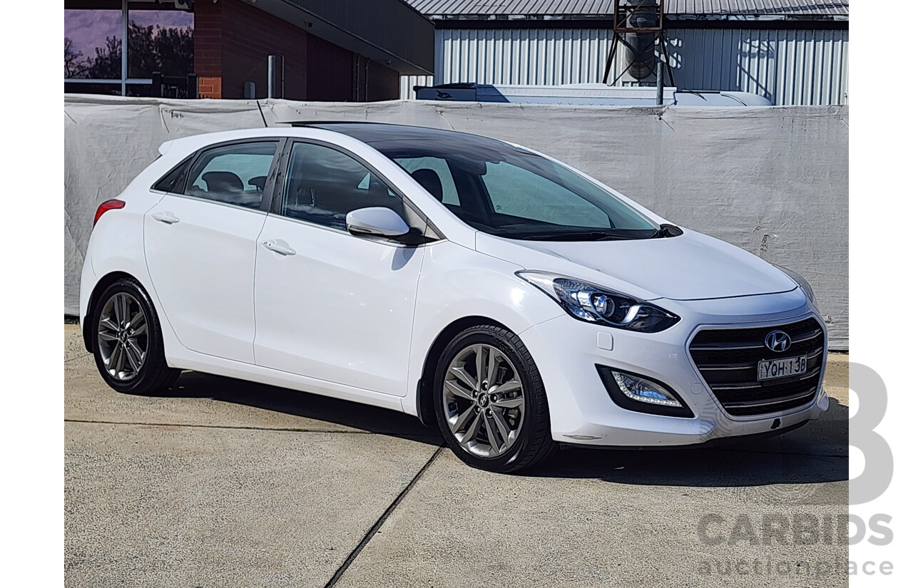 7/2015 Hyundai i30 Premium 1.6 CRDi GD3 SERIES 2 5d Hatchback White 1.6L