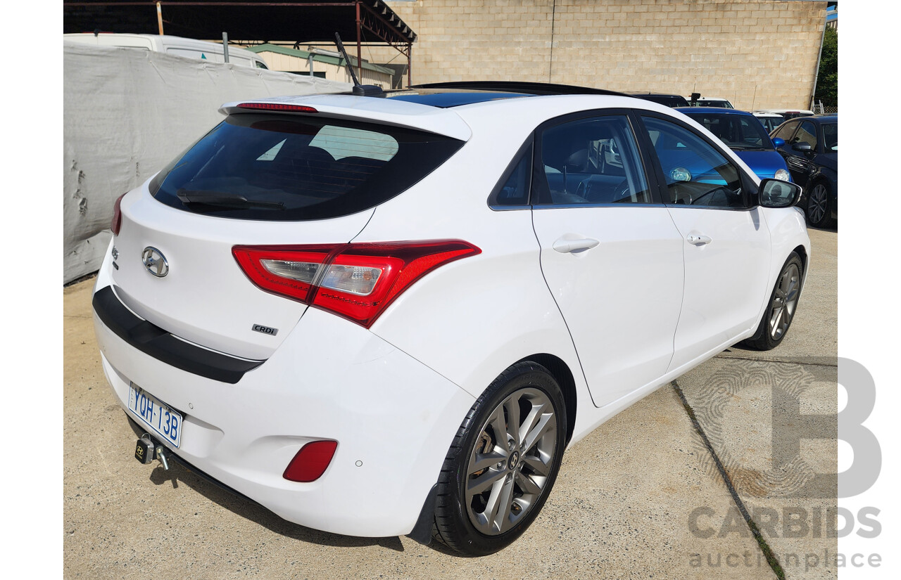7/2015 Hyundai i30 Premium 1.6 CRDi GD3 SERIES 2 5d Hatchback White 1.6L