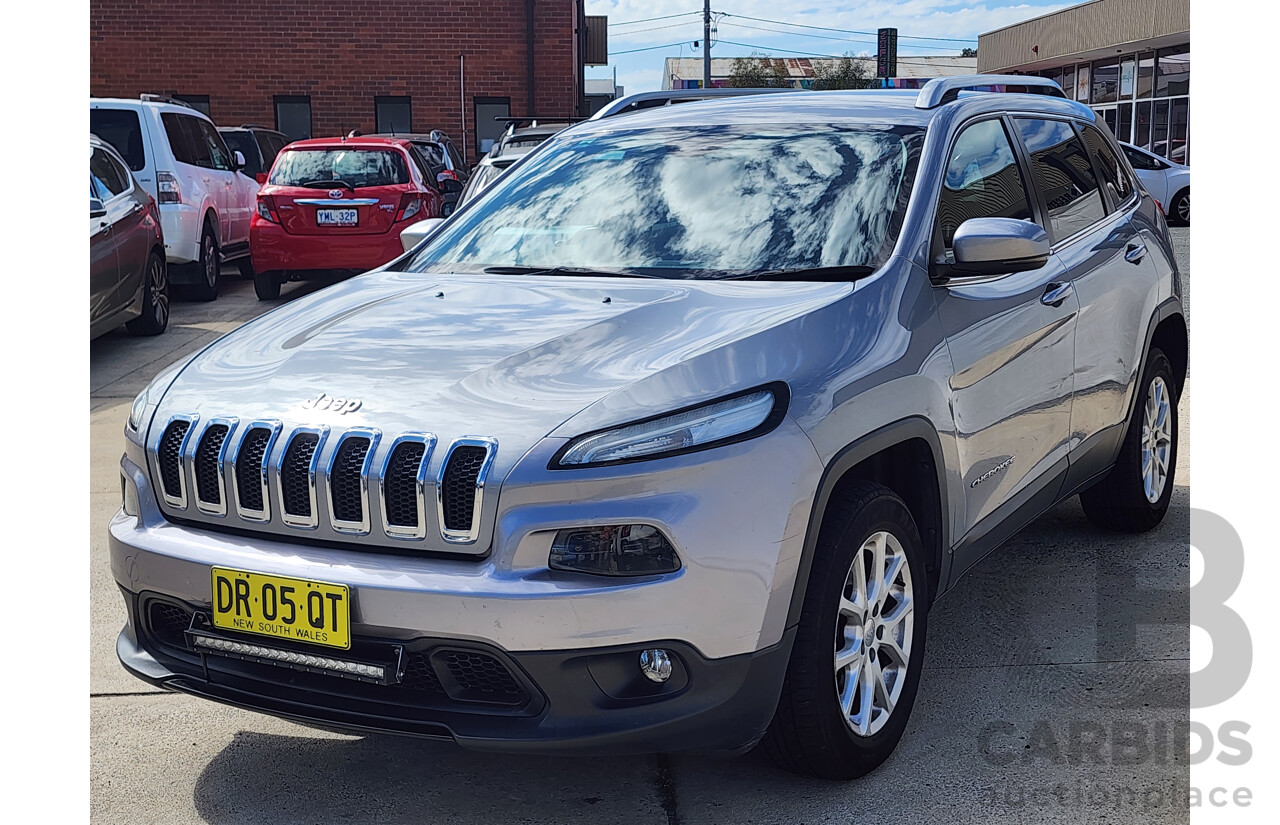6/2014 Jeep Cherokee Longitude (4x4) KL MY15 4d Wagon Silver 3.2L