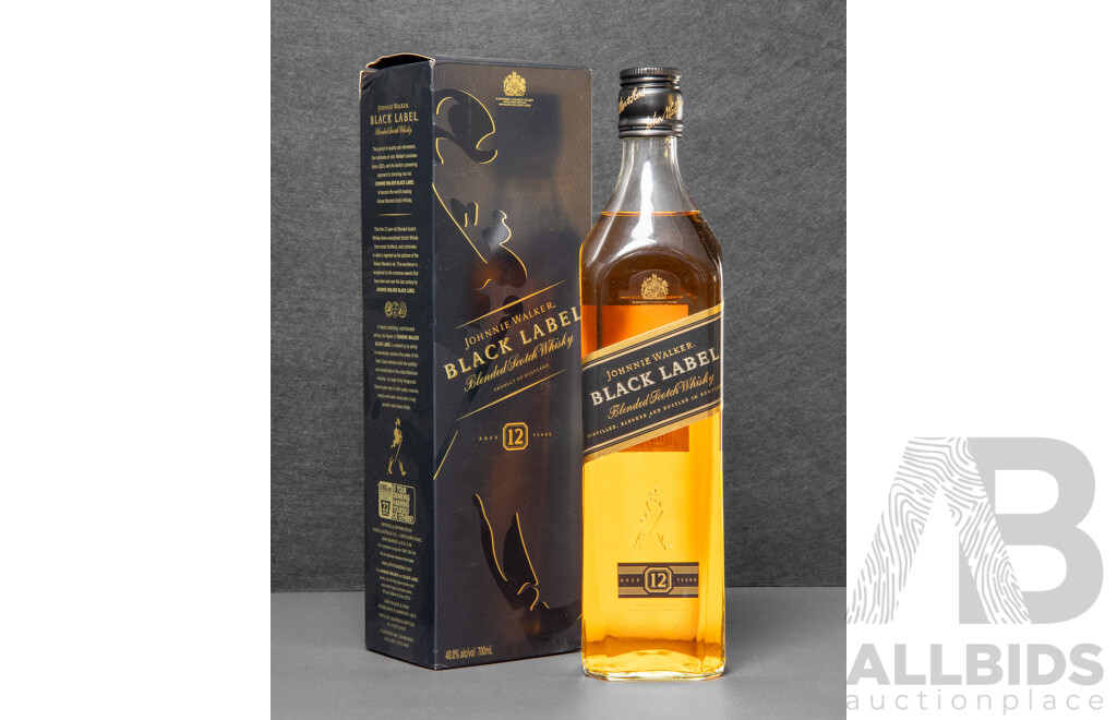 Johnnie Walker Black Label Blended Scotch Whiskey in Presentation Box