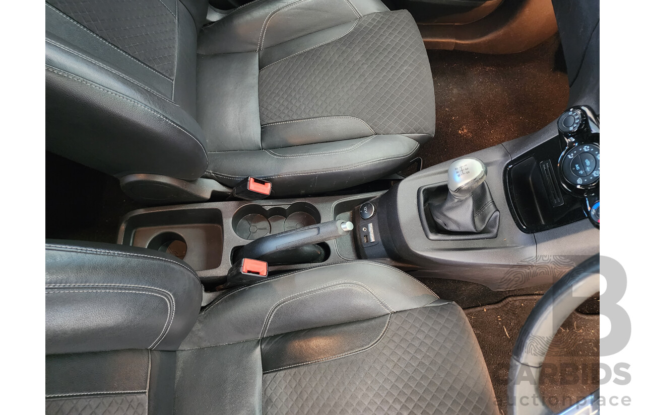 12/2013 Ford Fiesta Zetec WT 5d Hatchback Blue 1.6L