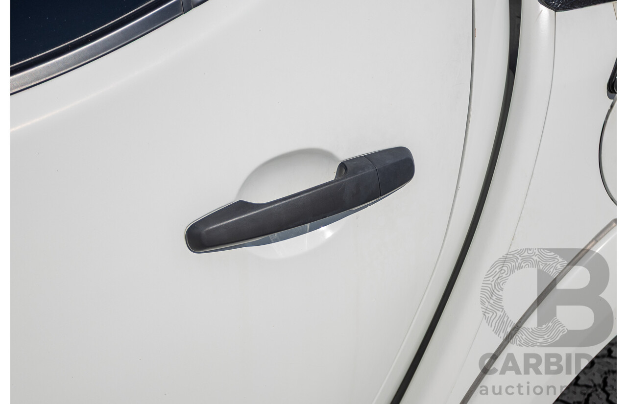 04/2015 Mitsubishi Triton GLX (4x4) MY15 Double Cab Utility White Turbo Diesel 2.5L