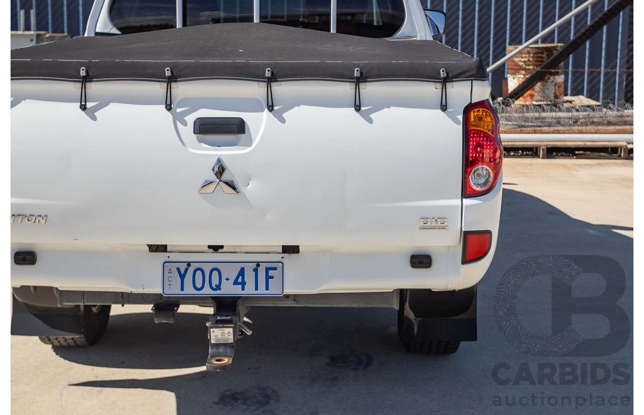 04/2015 Mitsubishi Triton GLX (4x4) MY15 Double Cab Utility White Turbo Diesel 2.5L