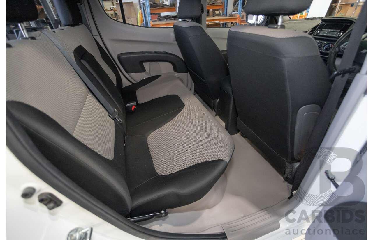 04/2015 Mitsubishi Triton GLX (4x4) MY15 Double Cab Utility White Turbo Diesel 2.5L