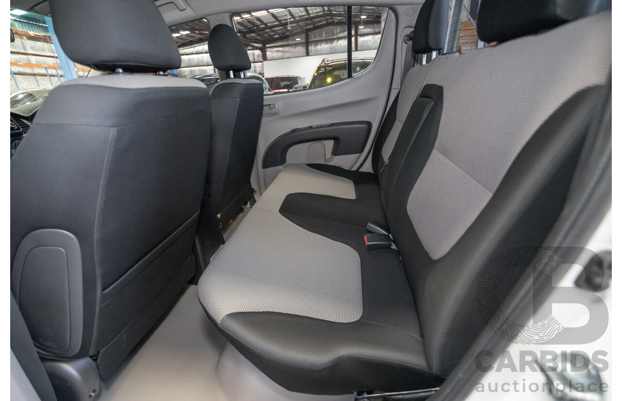 04/2015 Mitsubishi Triton GLX (4x4) MY15 Double Cab Utility White Turbo Diesel 2.5L