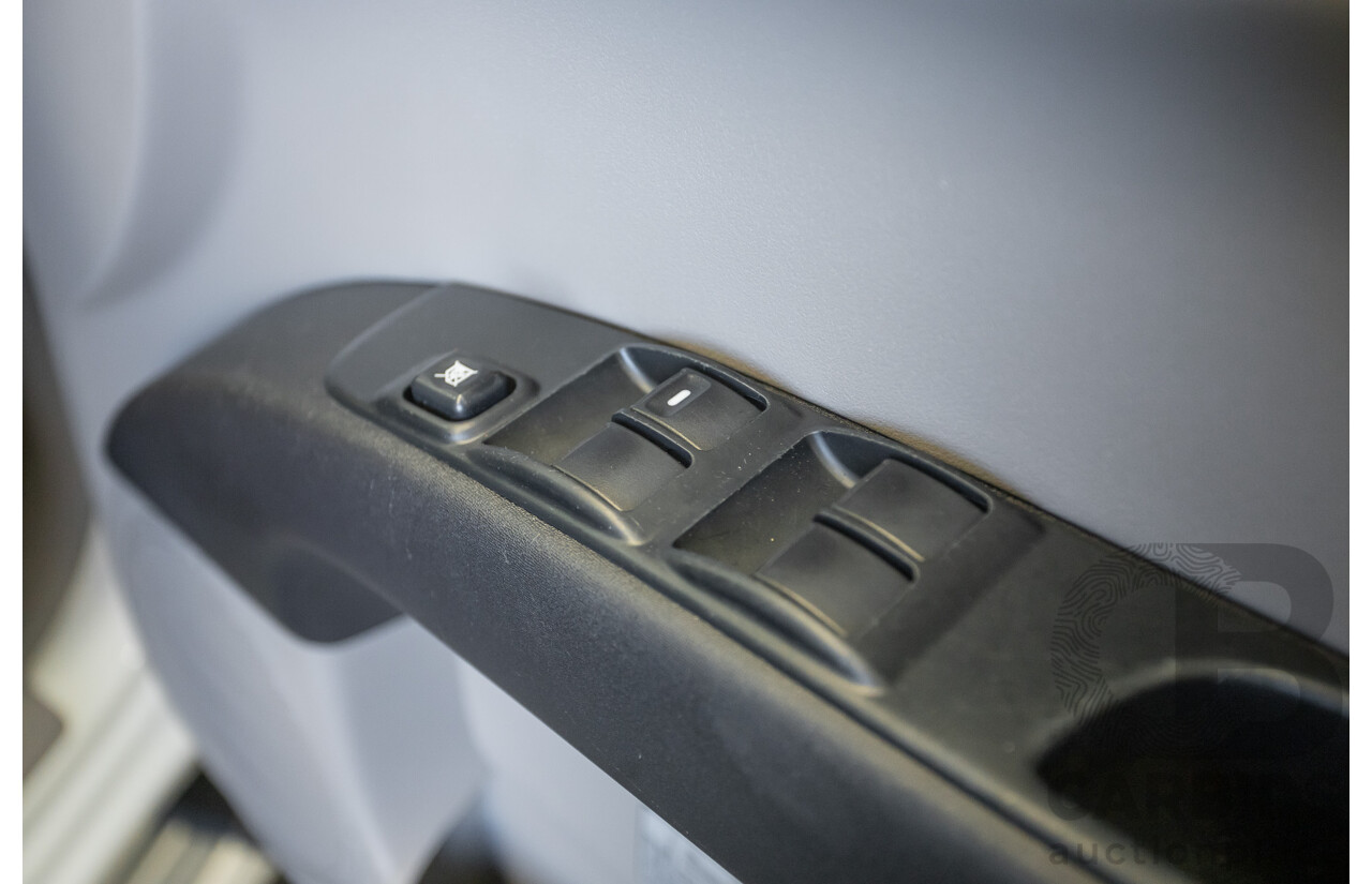 04/2015 Mitsubishi Triton GLX (4x4) MY15 Double Cab Utility White Turbo Diesel 2.5L