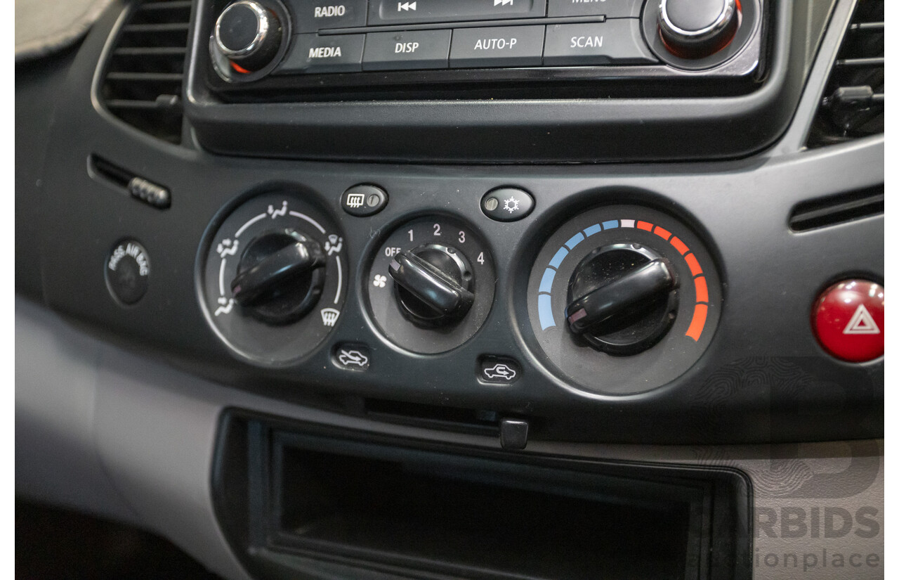 04/2015 Mitsubishi Triton GLX (4x4) MY15 Double Cab Utility White Turbo Diesel 2.5L