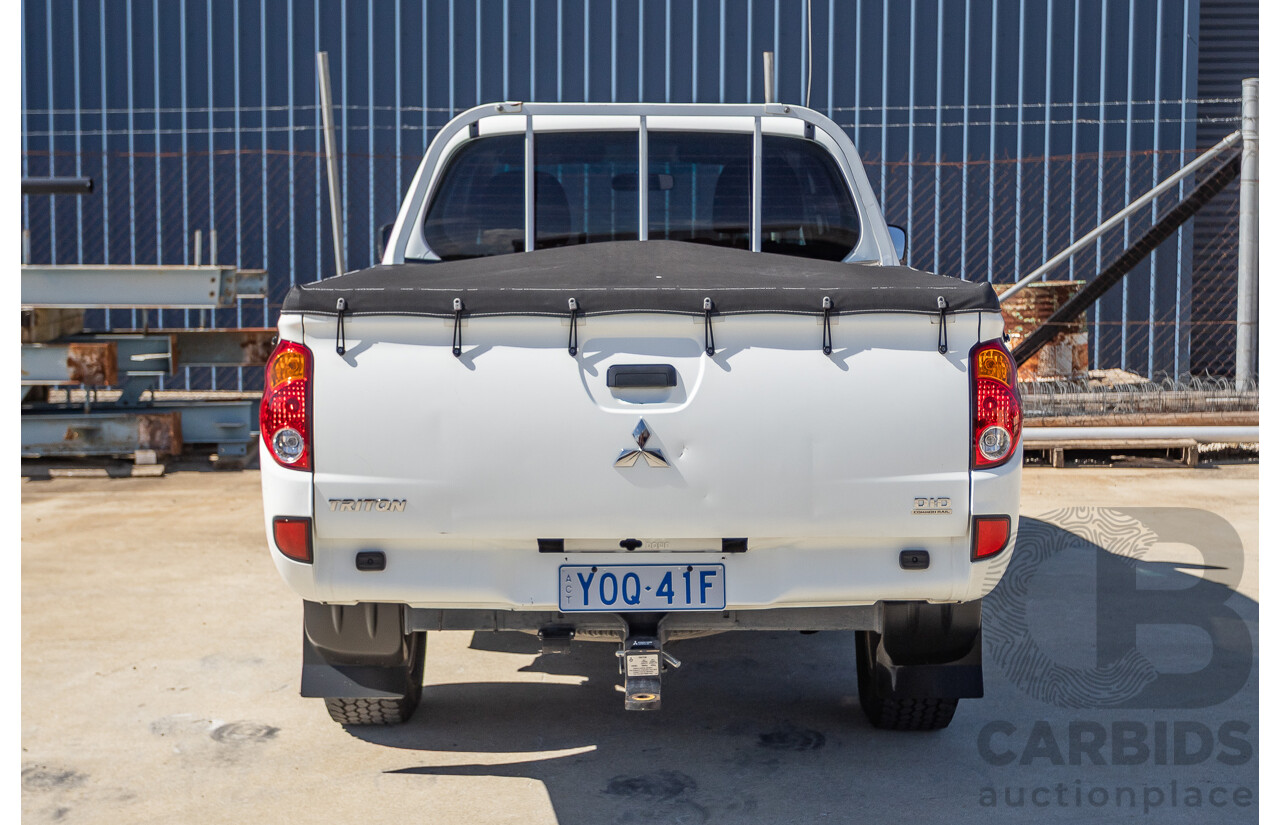 04/2015 Mitsubishi Triton GLX (4x4) MY15 Double Cab Utility White Turbo Diesel 2.5L