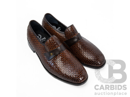 Pair of Bettini Men's Brown Leather Checker Loafers, Size 10.5