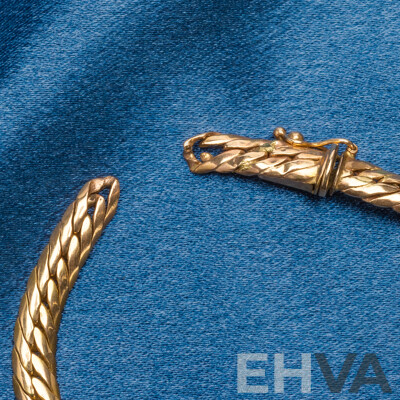 14ct Yellow Gold Curb Link Necklace with Diamonds and Blue Sapphire - 12.67gms