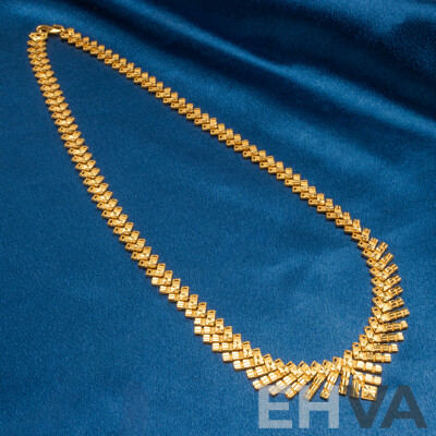 22ct Yellow Gold Chevron Fringe Necklace, Mustafa’s, Singapore (48.83g)