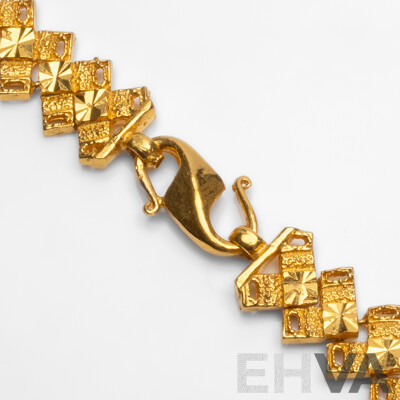 22ct Yellow Gold Chevron Fringe Necklace, Mustafa’s, Singapore (48.83g)