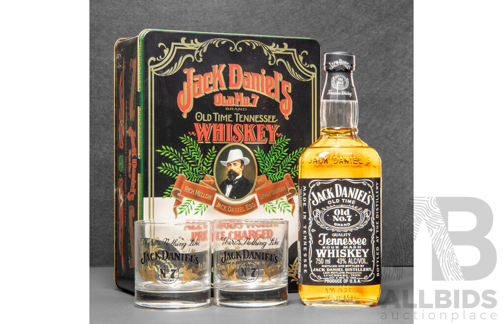 Jack Daniel's Old No.7 Brand Old Time Tennessee Whiskey with Two Tumblers in Presentation Box