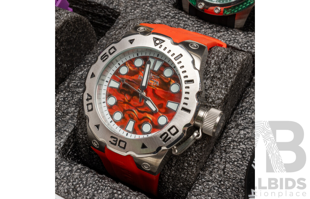 Men's Specialty Collection of Invicta Watches in Designated Hard Case - Lot of 8