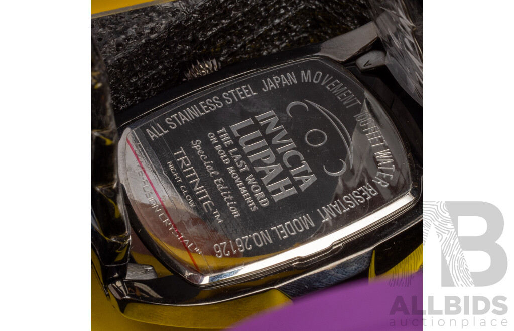 Men's Specialty Collection of Invicta Watches in Designated Hard Case - Lot of 8