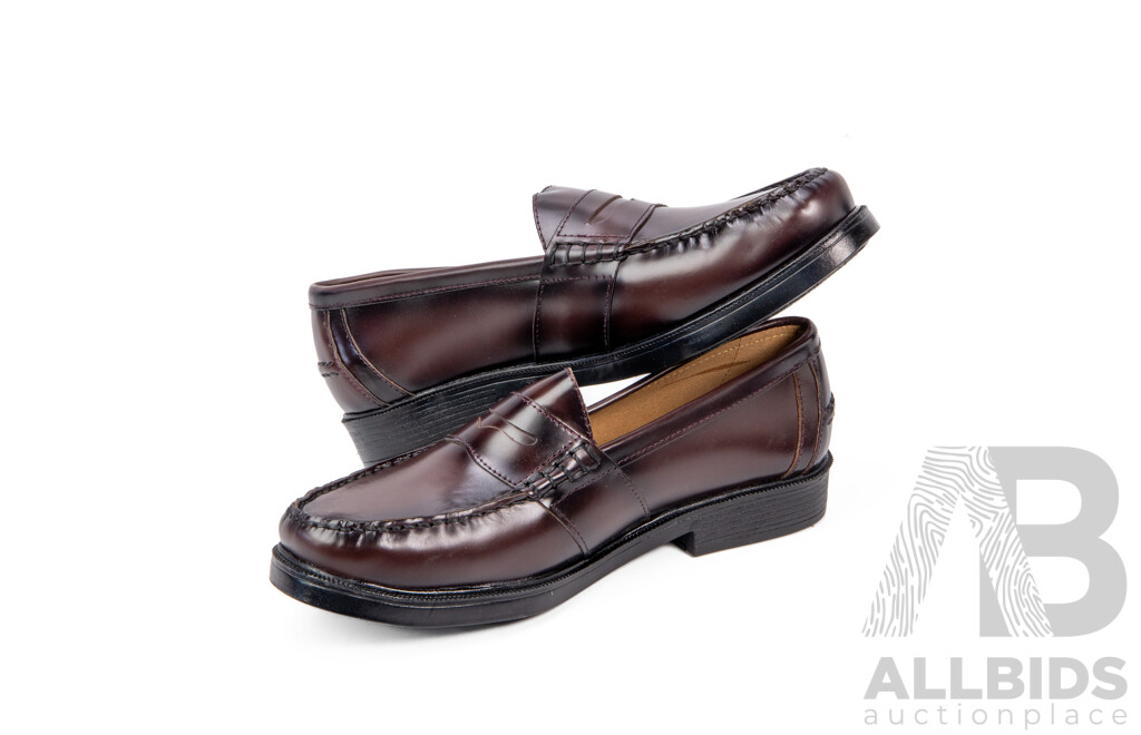 Pair of Nunn Bush Men's Brown Leather Loafers, Size 11.5