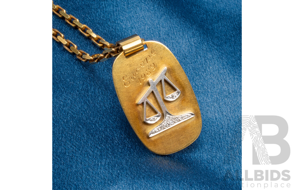 18ct Yellow Gold Handmade Necklace and Pendant with Diamond Balance - 39.67gms