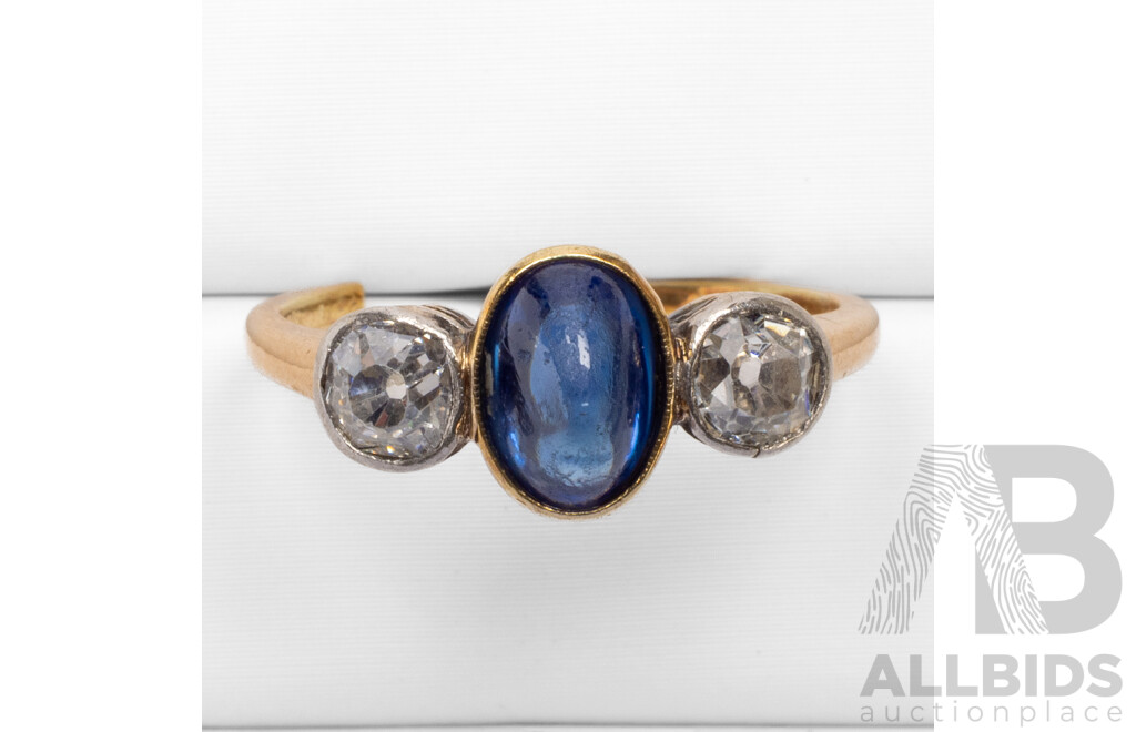Vintage 14ct Yellow Gold Ring with Sapphire and Diamonds - 2.52gms