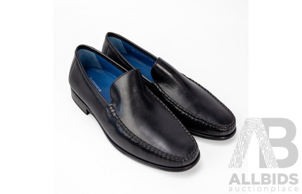 Pair of Florsheim Men's Black Leather Loafers, Size 11.5