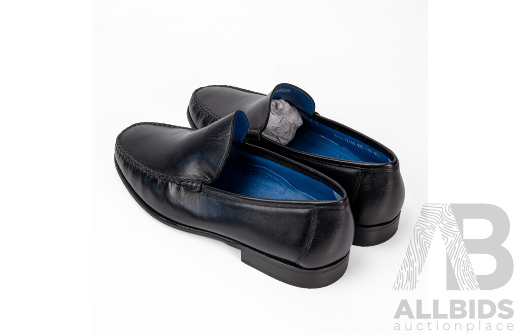 Pair of Florsheim Men's Black Leather Loafers, Size 11.5