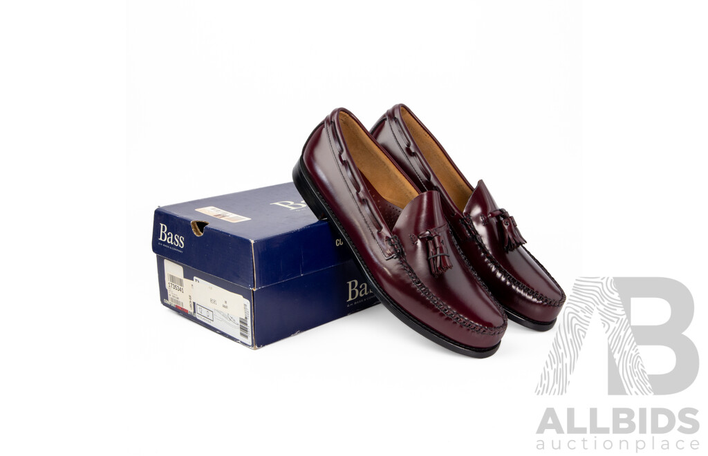Pair of G.H Bass Co. Men's Burgundy Leather Tassel Loafers, Size 12