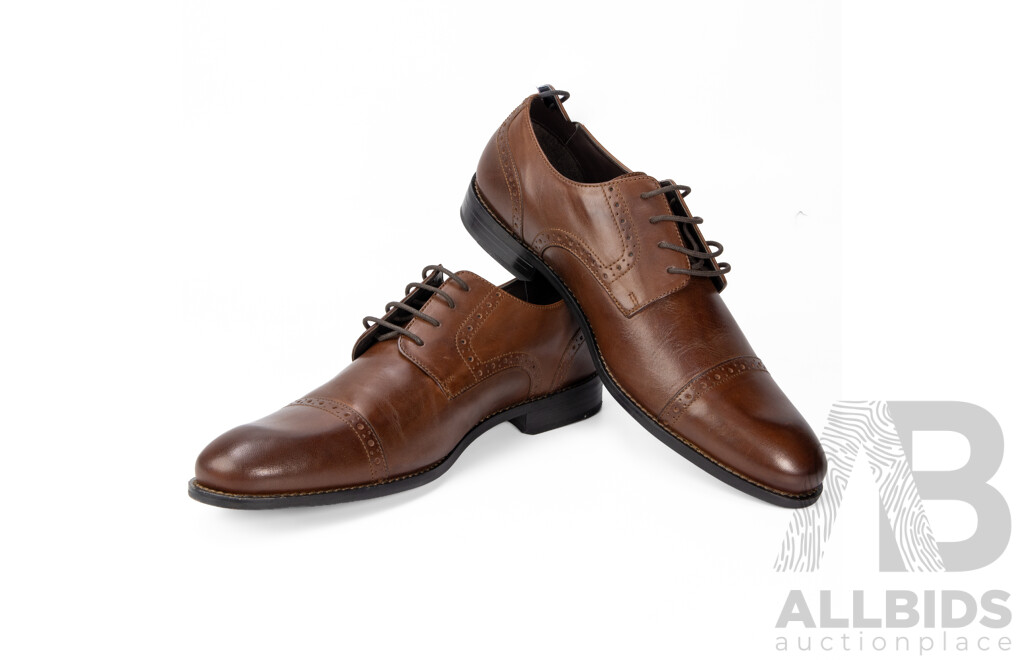 Pair of Stacy Adams Men's Brown Leather Dress Shoes, Size 12