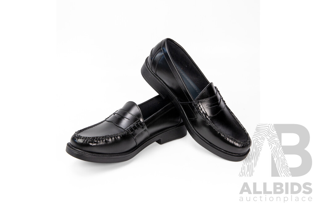 Pair of Nunn Bush Men's Black Leather Loafers, Size 12