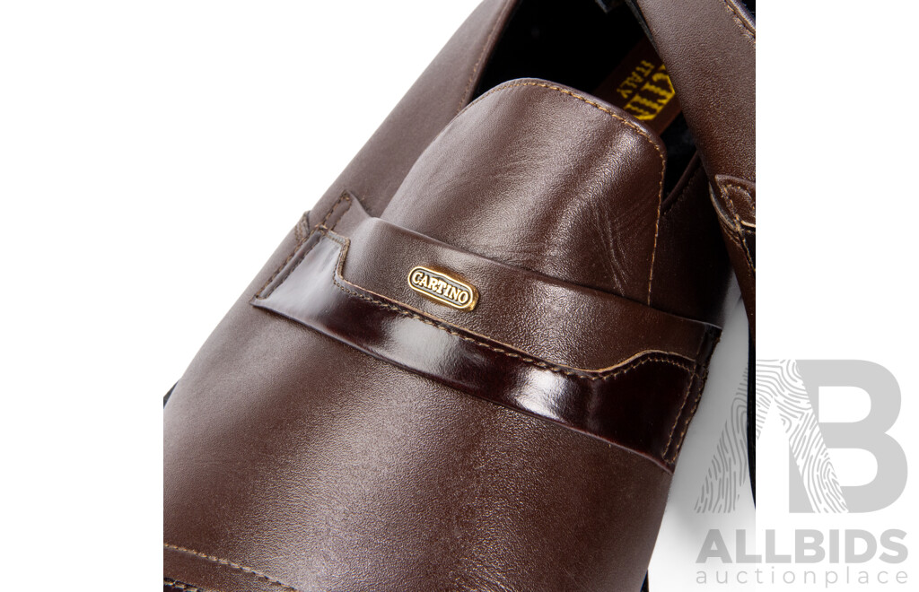Pair of Cartino Men's Loafers Brown, Size 10.5