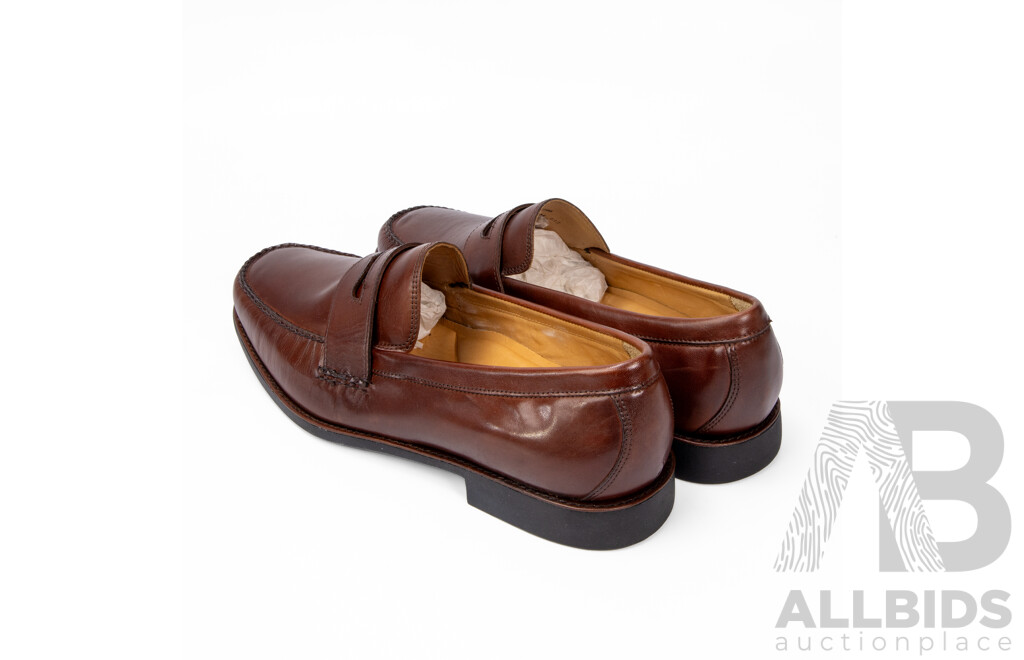 Pair of Johnston & Murphy Men's Loafers Brown, Size 12