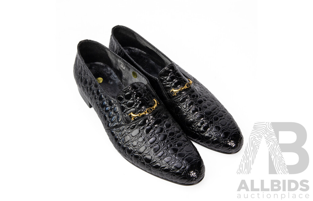 Pair of Bello Giffini Men's Brown Leather Crocodile Print Loafers, Size 10.5
