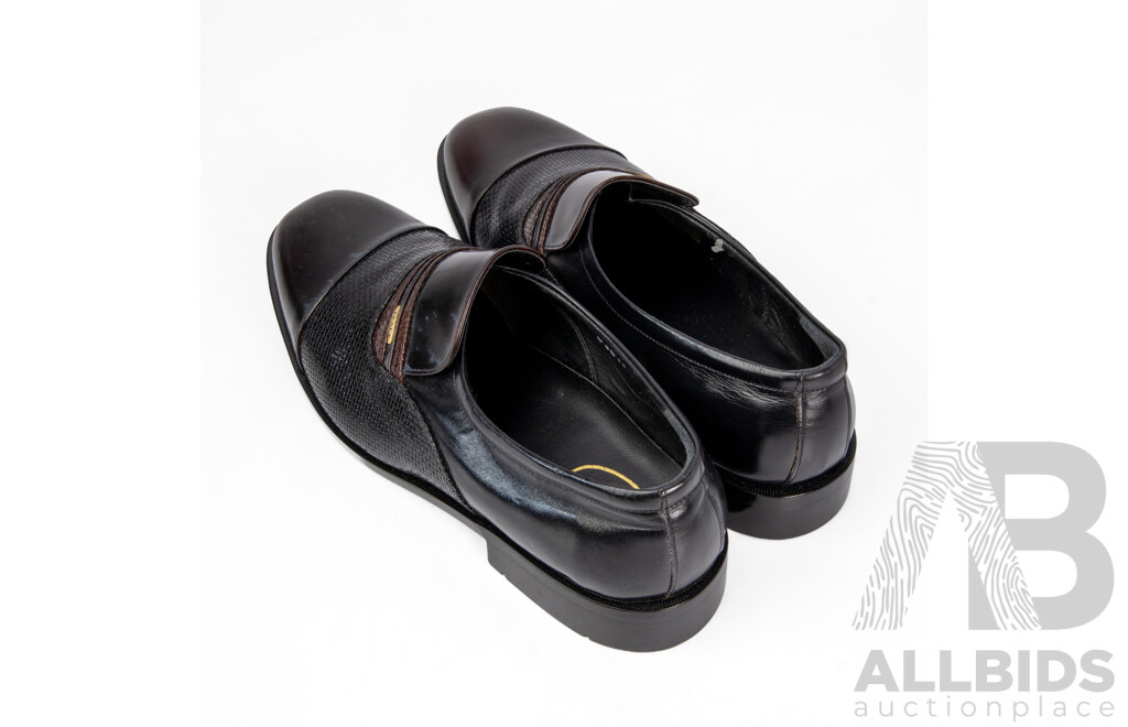 Pair of Dr Marcoss Men's Loafers Brown & Black, Size 10.5