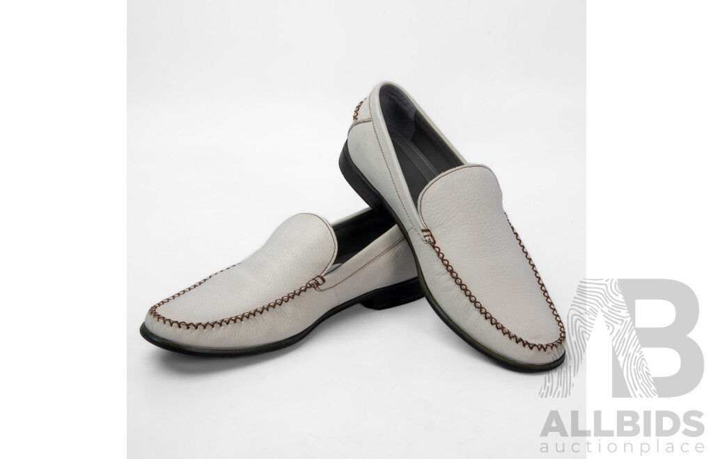 Pair of Calvin Klein Men's Pebbled White Leather Loafers, Size 12