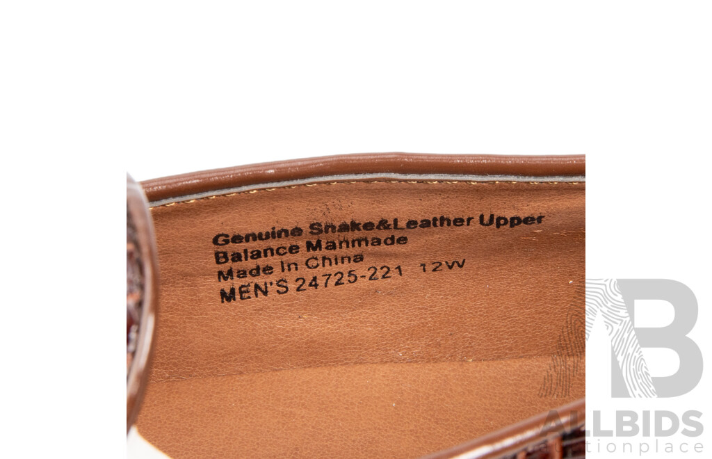 Pair of Stacy Adams Men's Loafers Brown, Size 12