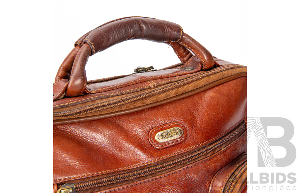 Vintage Hebe Premium Leather Messenger Bag