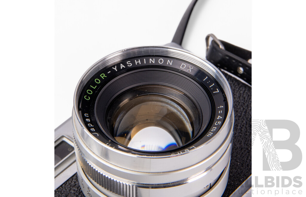 Yashica Electro 35 35mm Rangefinder Camera with Original Yashica Case
